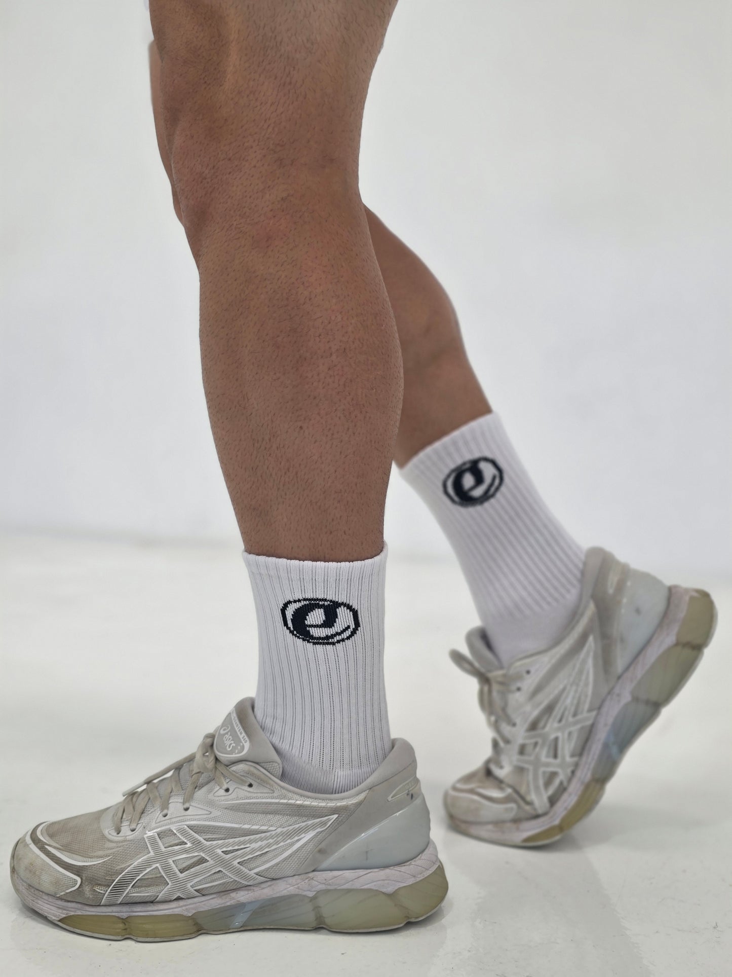 White E logo socks